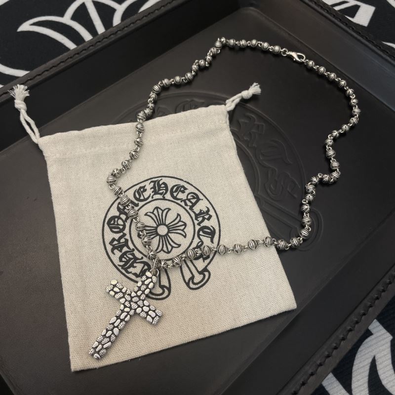 Ch*0me He**ts necklaces
